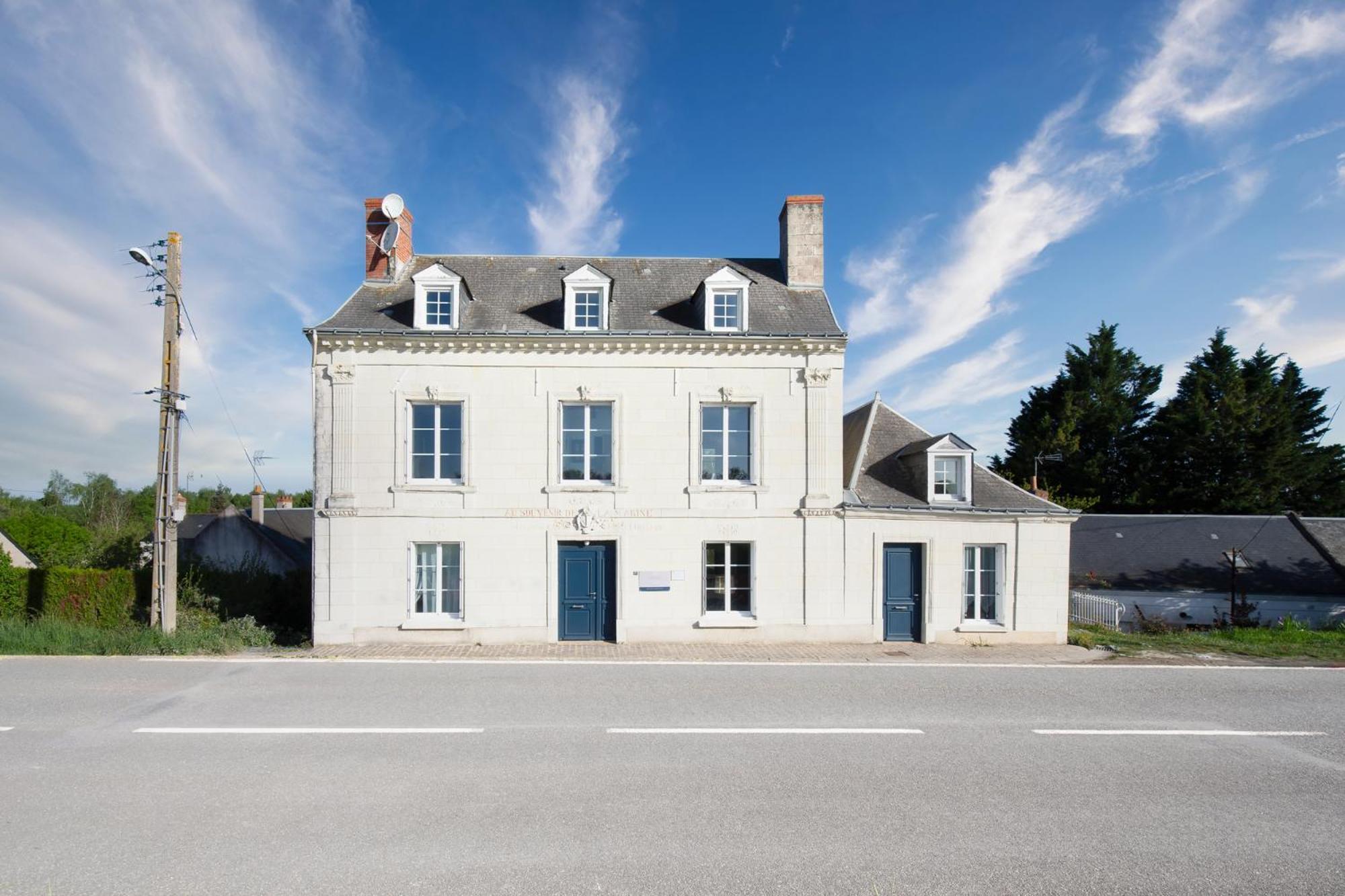 Jacuzzi Et Vue Sur Loire - Maison D'Hotes L'Odyssee La Chapelle-sur-Loire Bagian luar foto
